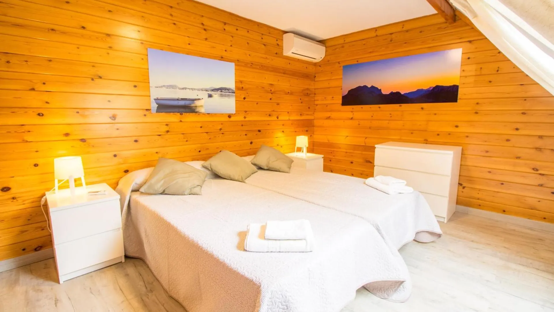 Chalet With Pool, Wifi And Smart Tv Поланко 0*,  Испания